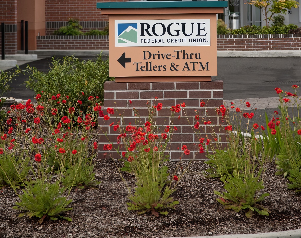 Bank Drive Through Plantings